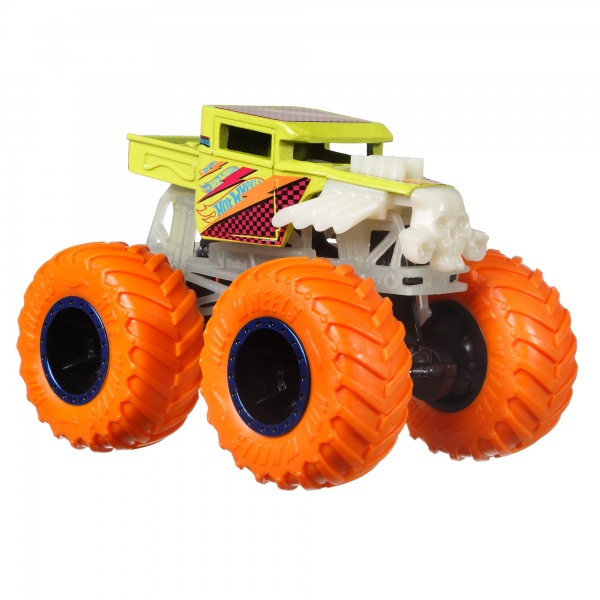 Машинка Hot Wheels Базовая внедорожник 1:64 серии Светящиеся в темноте Monster Trucks (в асс.) HCB50