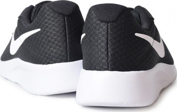 Кроссовки Nike TANJUN 812654-011 р.13 черный