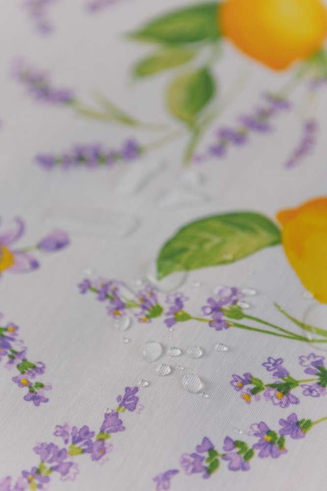 Скатертина Lemons & Lavender овальна 136x180 см La Nuit