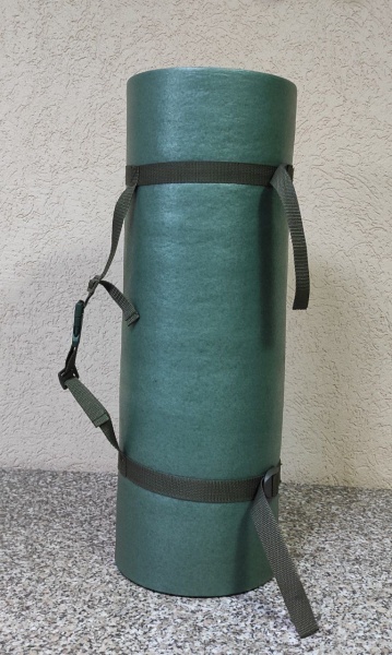 Каремат Моноизол спальный полевой изоляционный с крепежом (темно-зеленый)