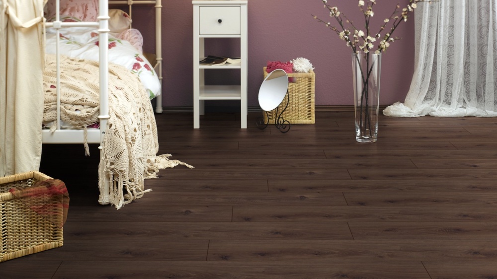 Ламінат Kronotex Exquisit V4 дуб престиж темний 32/АС4/8 мм