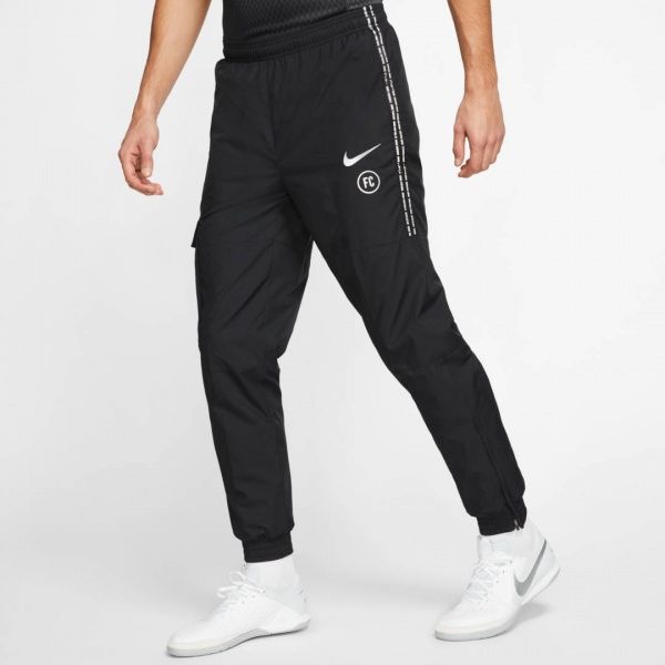 Штани Nike M NK FC TRK PANT WPZ CD0556-010 р. M чорний