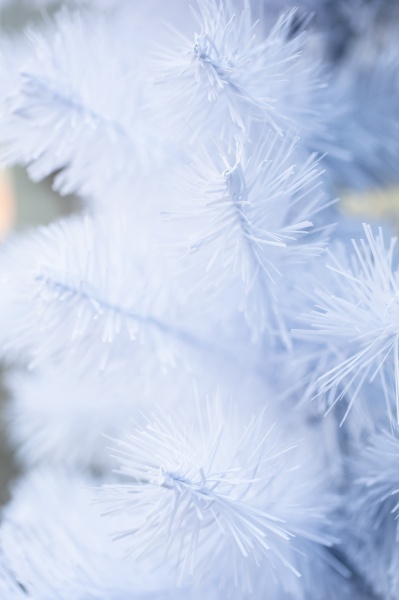 Гирлянда синтетическая Маг-2000 белая густая 2,7 м 