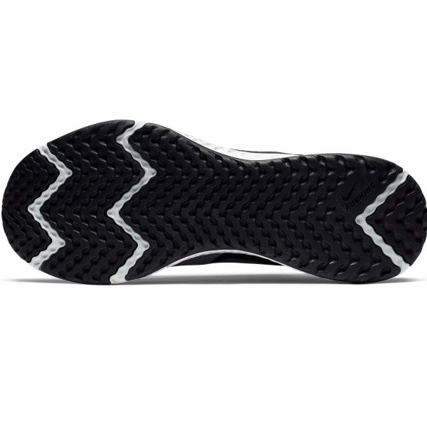 Кроссовки Nike NIKE REVOLUTION 5 BQ3207-004 р.US 5,5 черный