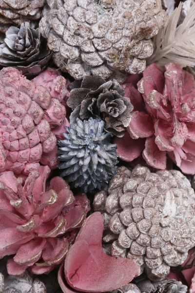 Елка декоративная украшенная 41 см розовый бежевый 