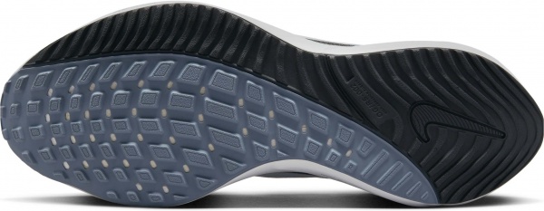 Кроссовки Nike AIR ZOOM VOMERO 16 DA7245-010 р.44 черный