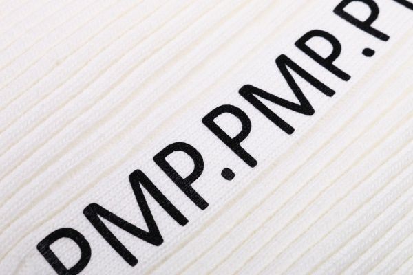 Шапочка дитяча унісекс Pompona р.54-56 білий 20 Z P 94 