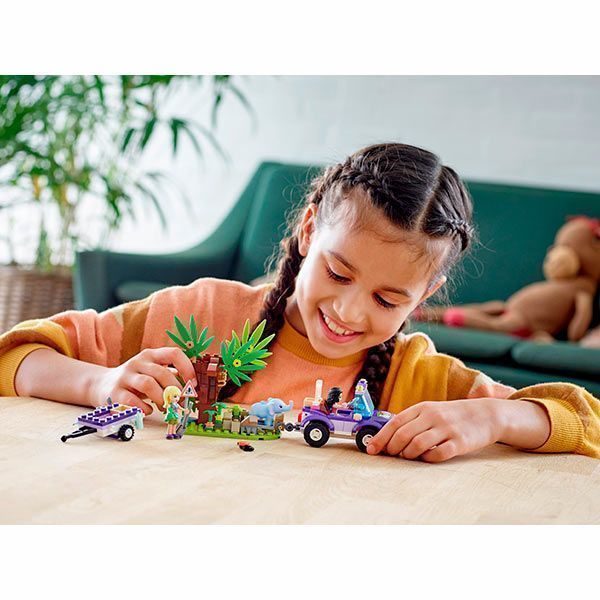 Конструктор LEGO Friends Джунгли: спасение слонёнка 41421