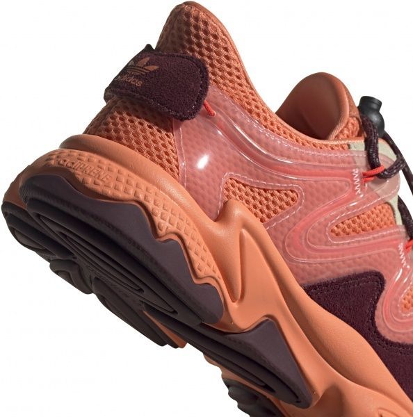Кроссовки Adidas OZWEEGO PLUS W H01567 р.UK 3,5 коралловый