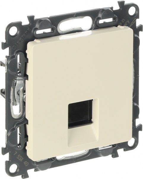 Розетка комп’ютерна Legrand Life кремовий 753540