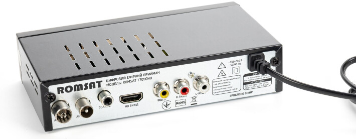 ТВ-тюнер Romsat T7090HD