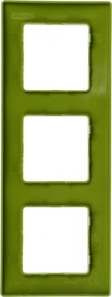 Рамка трехместная Legrand Etika универсальная зеленый папоротник 672543