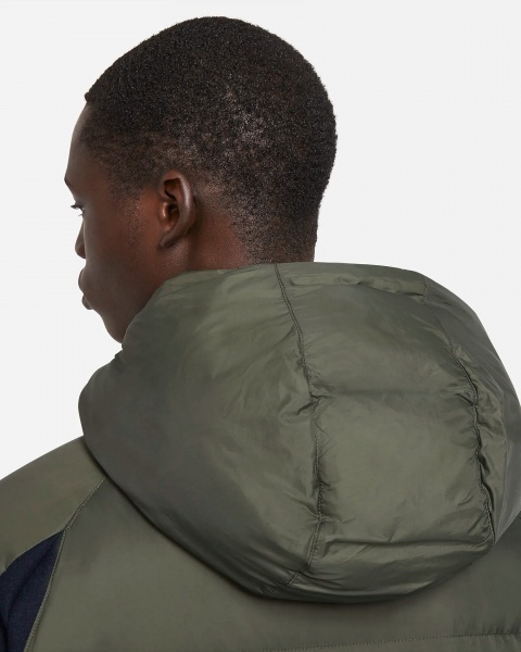 Пуховик Nike M NRG SACAI PARKA CT3269-355 р.M зеленый
