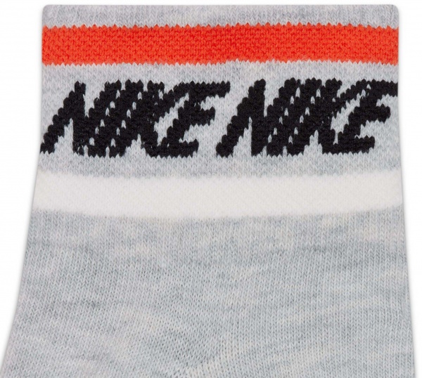 Шкарпетки Nike EVERYDAY ESSENTIAL DX5080-050 р.M сірий