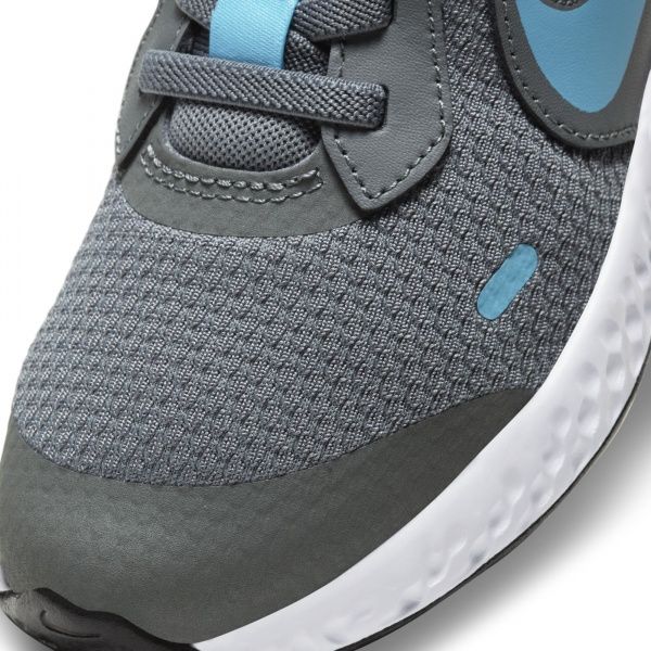 Кроссовки Nike REVOLUTION 5 BQ5672-019 р.US 1,5Y черный
