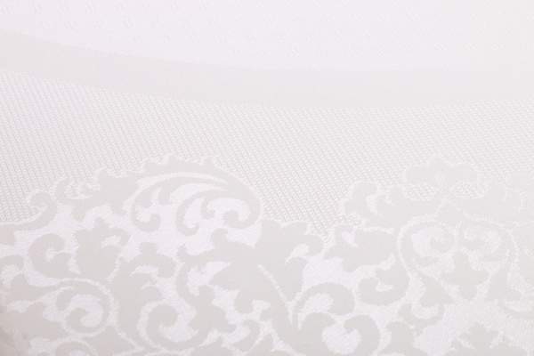 Скатерть Caramel овальная жаккард панно 160x220 см кремовый Karna 