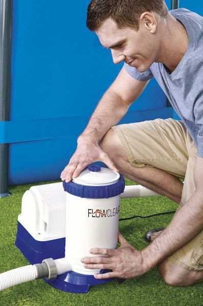 Фильтр-насос для бассейна Bestway электрический 9463 л/час 58221