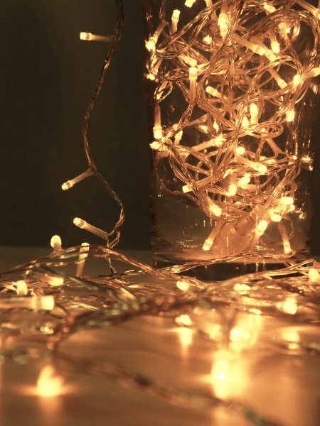 Электрогирлянда линейная SHLigts Нить (LD120-WW-E-F) встроенный светодиод (LED) 120 ламп 12 м 