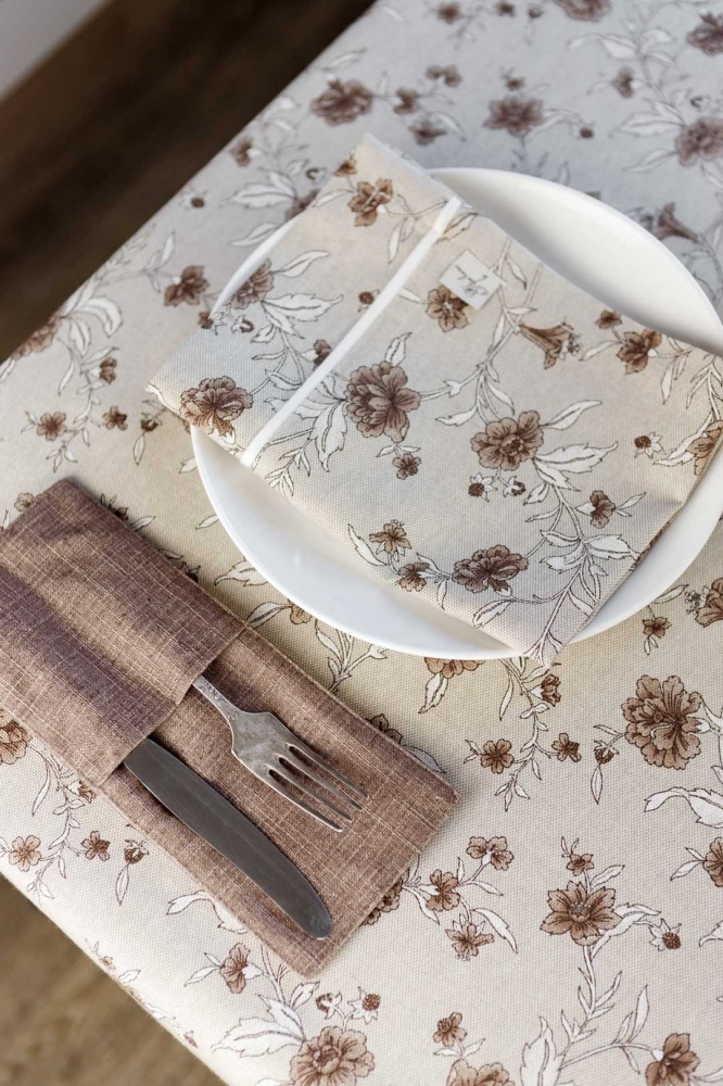 Серветка декоративна Прованс Сappuccino з кантом Квіти 35x45 см