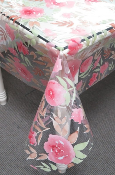 Скатертина ET0279-2 135x100 см прозорий із малюнком Даріана 