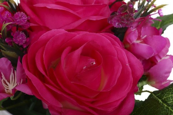 Букет штучні червоні троянди 20х19 см у пластиковому горщику