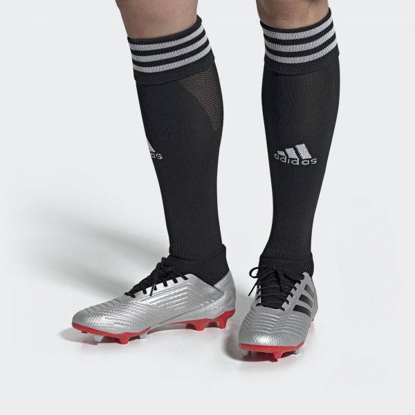 Бутси Adidas PREDATOR 19.3 FG F35595 р. UK 10,5 сріблястий