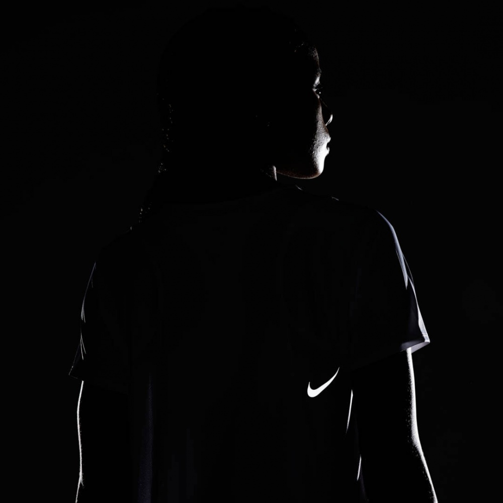 Футболка Nike DD5927-100 р.M білий