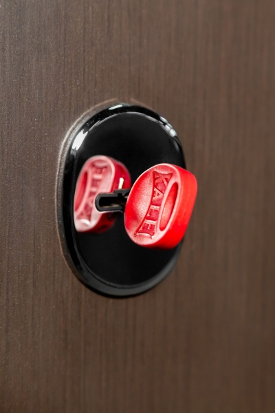 Двері вхідні Булат Термо House-703 венге темний 2050x950 мм праві