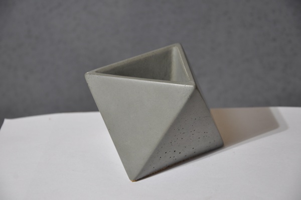 Кашпо декоративне Octos сірий бетон