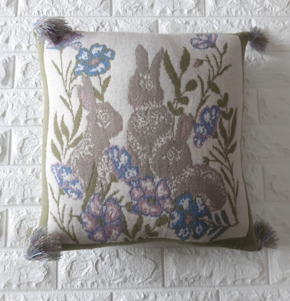 Подушка Sweet home Зайчата 45x45 см 