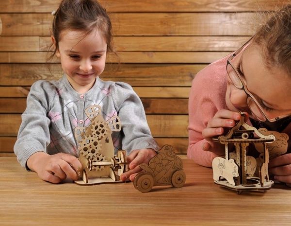 Раскраска UGEARS Карусель