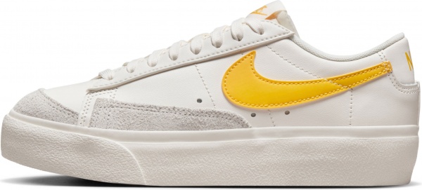 Кроссовки Nike NIKE BLAZER LOW PLATFORM DJ0292-111 р.39 белый