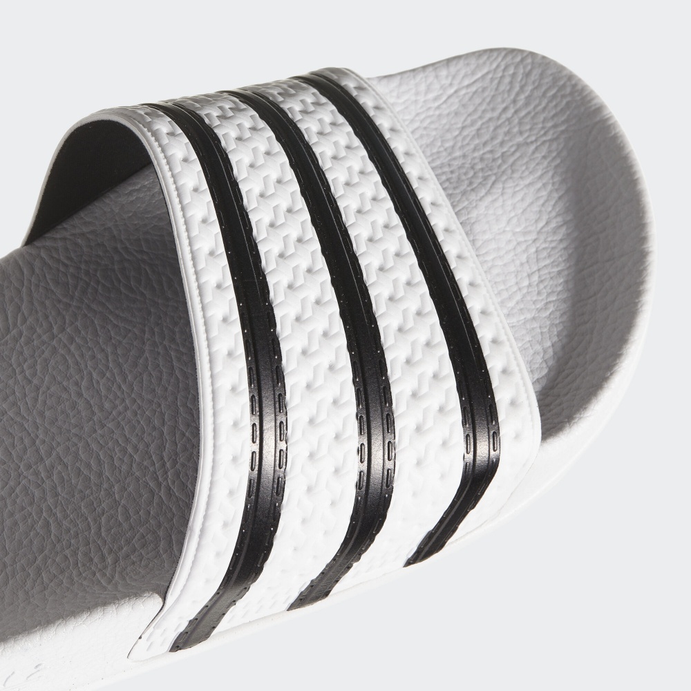 Шлепанцы Adidas ADILETTE 280648 р.44 2/3 белый