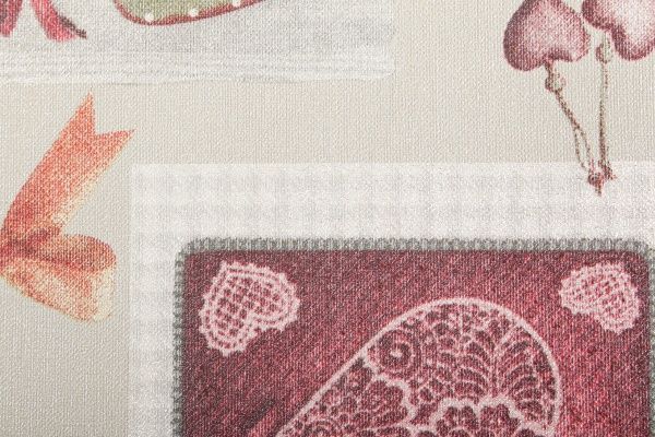 Скатерть Романтика 110x137 см бежевый с рисунком Даріана 