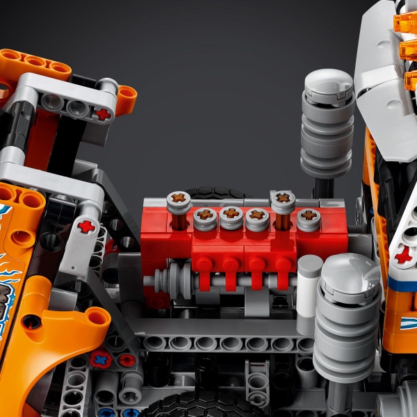 Конструктор LEGO Technic Важкий тягач 42128