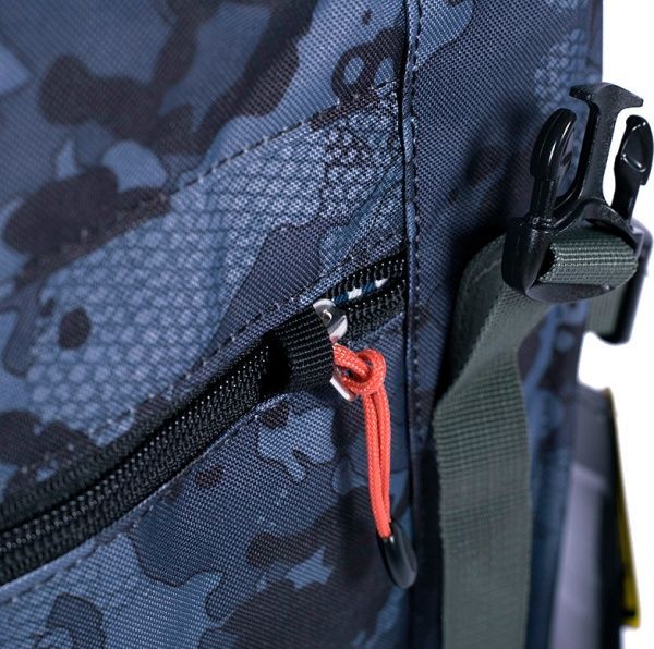 Рюкзак Pacsafe Slingsafe LX450 серый 15 л