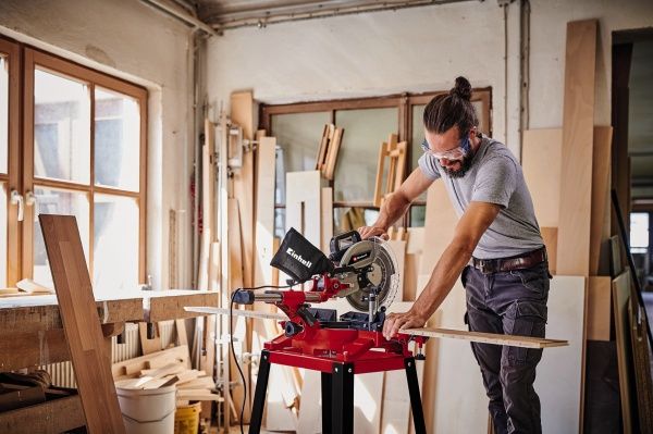 Пила торцовочная Einhell TC-SM 2531/2 U + пылесос TC-VC 1812 S