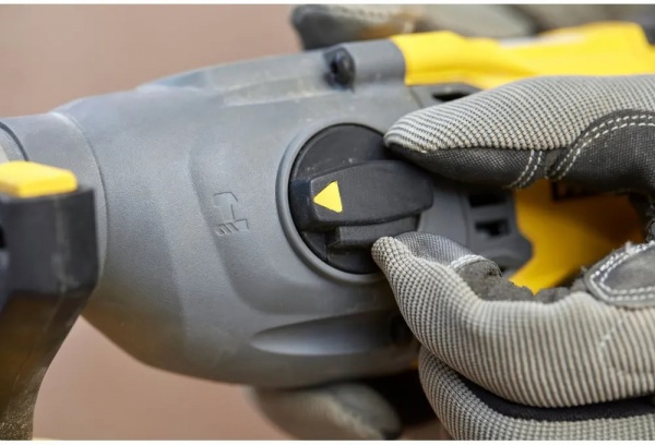 Перфоратор Stanley FatMax SFMCH900B