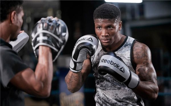 Боксерские перчатки Reebok RSCB-11116GR SS19 16oz серый с черным