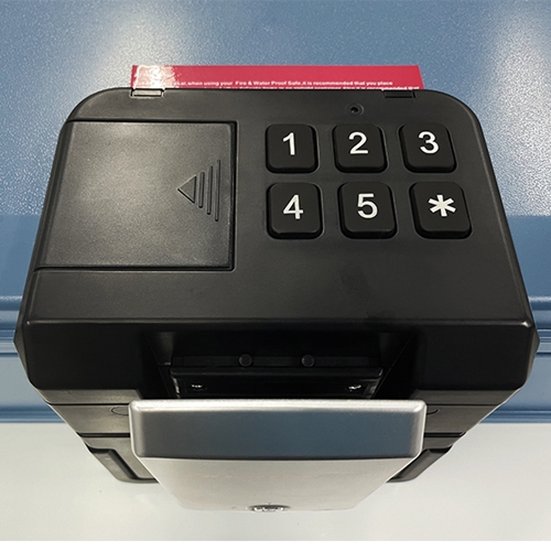 Сейф портативный Guarda 2017D, огне и водостойкий