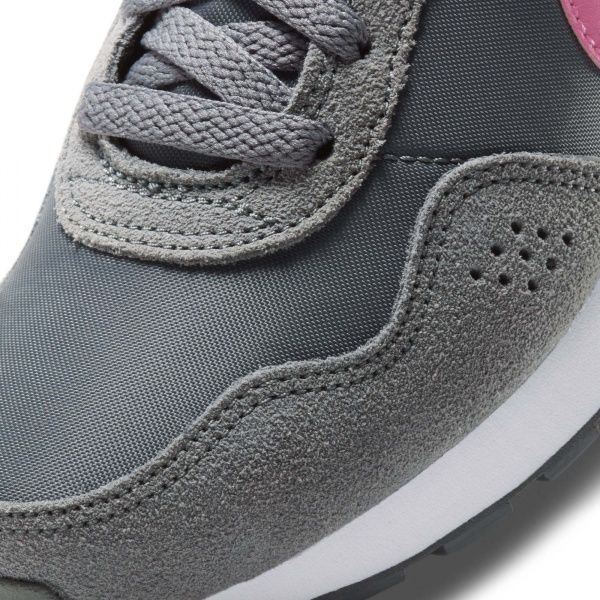Кросівки Nike MD Valiant CN8558-011 р.US 5Y сірий
