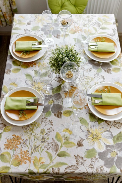 Скатерть Цветок зеленый 133x180 см La Nuit 