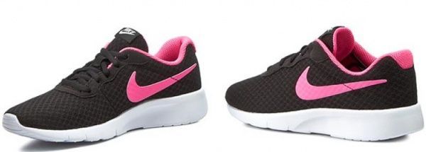Кроссовки Nike TANJUN(GS) 818384-061 р.5,5Y черный