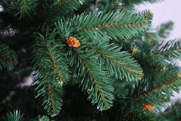 Ялинка штучна Різдвяна 2.5 м ПВХ зелений 