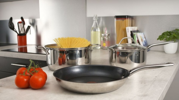 Сковорода Intuition 28 см A7030615 Tefal