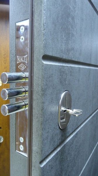 Двері вхідні Булат Максимум 158 бетон темний 2050x950мм ліві