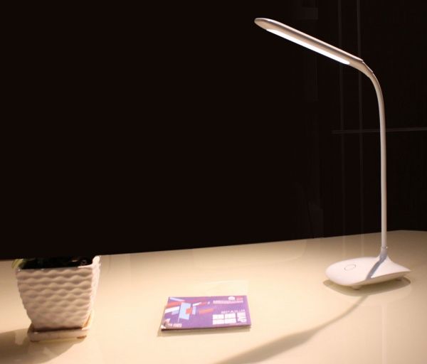 Настольная лампа офисная ColorWay Flexible с аккумулятором LED 3 Вт белый CW-DL07FB-W 