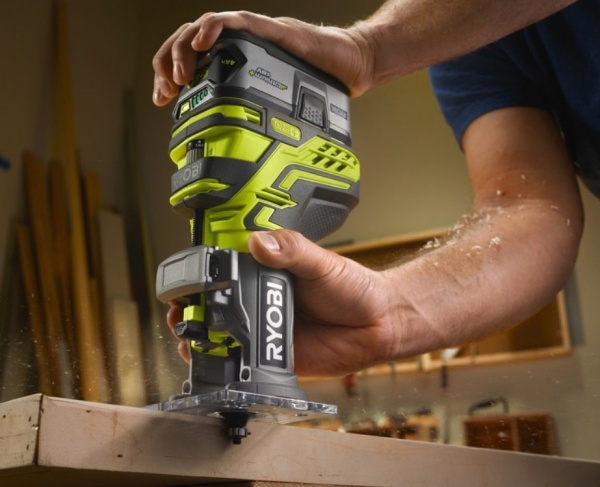 Фрезер RYOBI R18TR-0