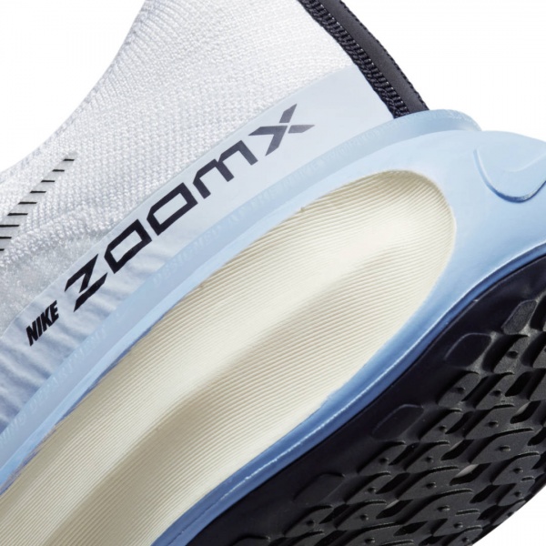 Кроссовки Nike ZOOMX INVINCIBLE RUN FK 3 DR2615-100 р.41 белый