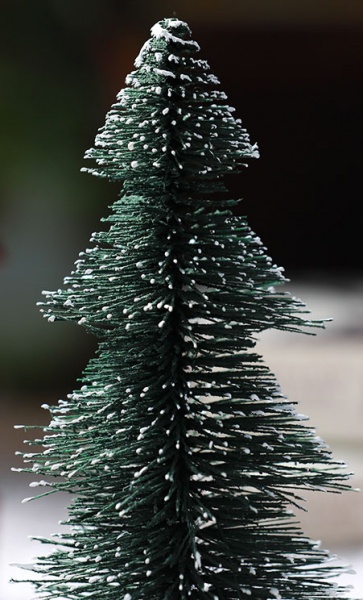 Сувенир новогодний елка заснеженная зеленая 25 см RTF1-25 